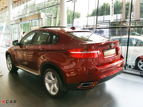xDrive50i