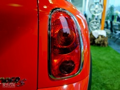 MINI 11MINI COUNTRYMAN