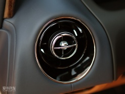 全新一代捷豹XJ