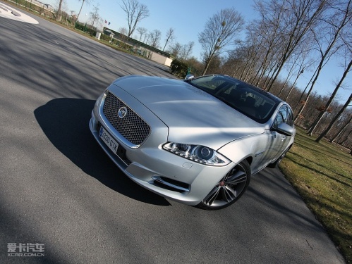 全新一代捷豹XJ