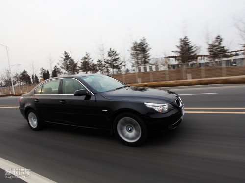 对比S80L A6L 530Li