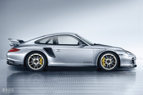 保时捷911GT2 RS