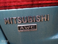 2011款三菱RVR