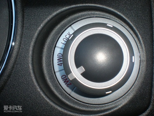 2011款三菱RVR