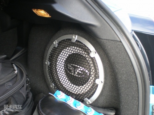 2011款三菱RVR