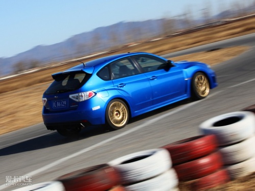 翼豹 WRX STI