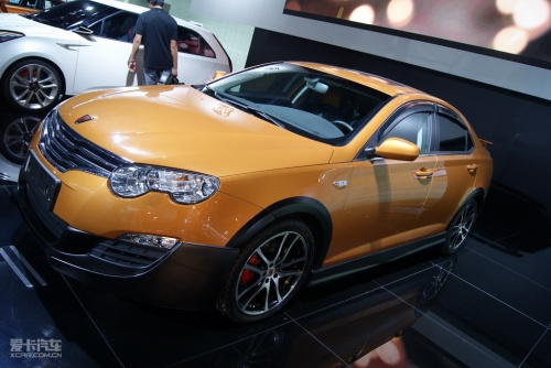 荣威550 RS