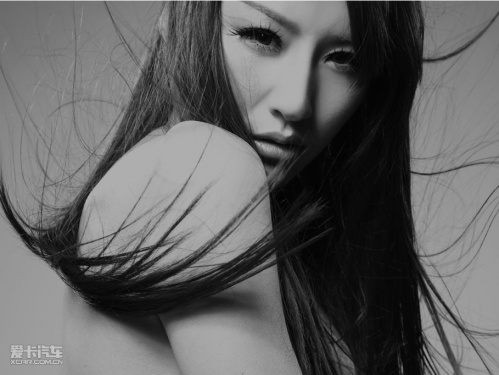 东南汽车女模特周婷_爱卡汽车
