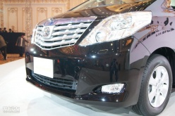 丰田Alphard