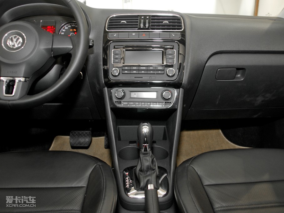 09POLO