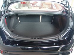 2.3L 
