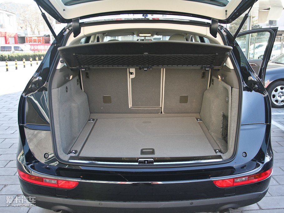 11µQ5