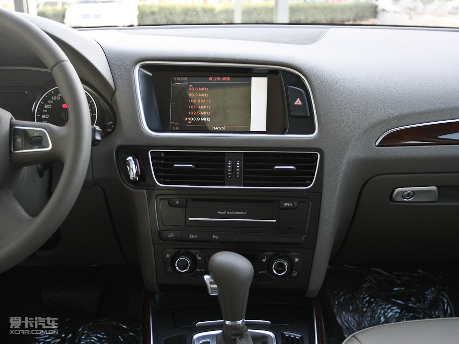 11µQ5