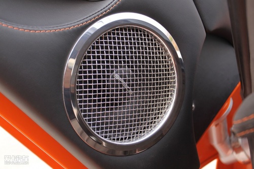 SPYKER C8 LAVIOLETTE LM85