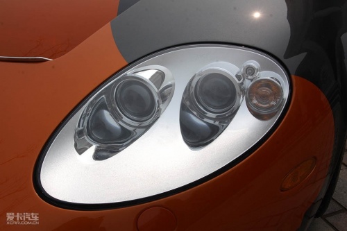 SPYKER C8 LAVIOLETTE LM85