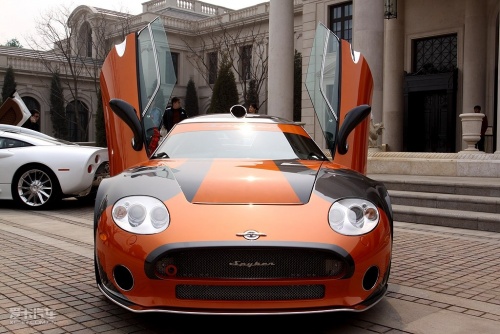SPYKER C8 LAVIOLETTE LM85