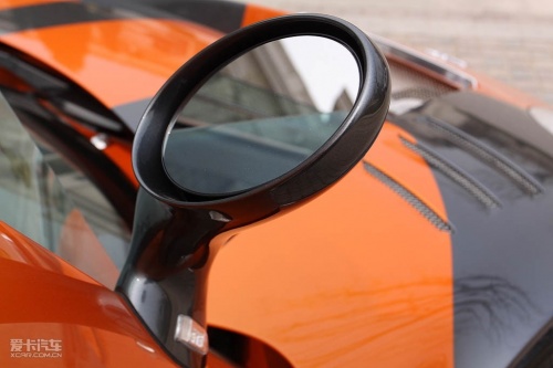 SPYKER C8 LAVIOLETTE LM85